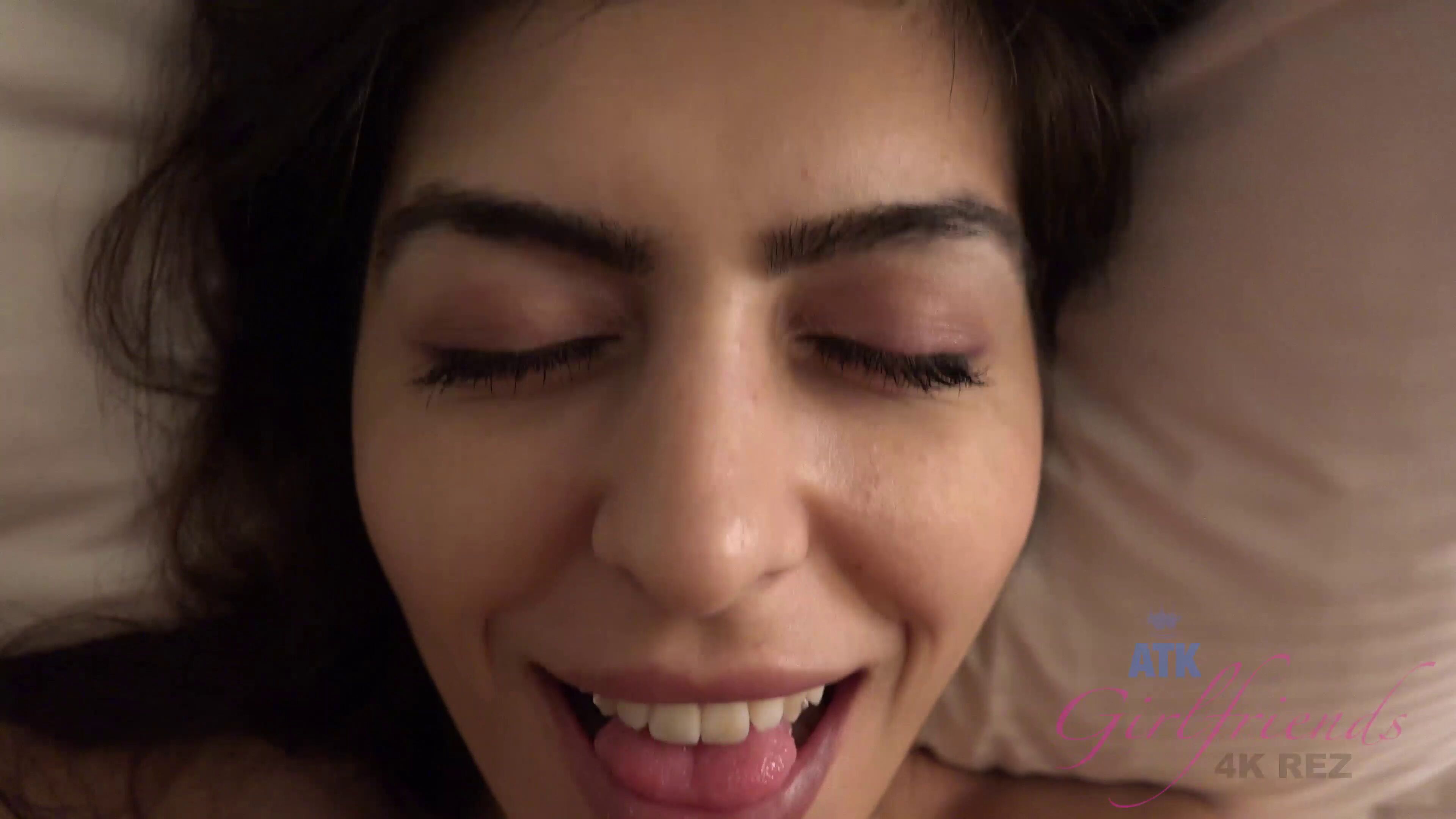 Royal Femdom POV Cum Show